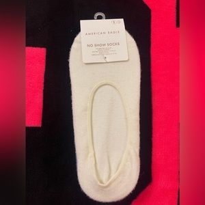 American Eagle no show socks